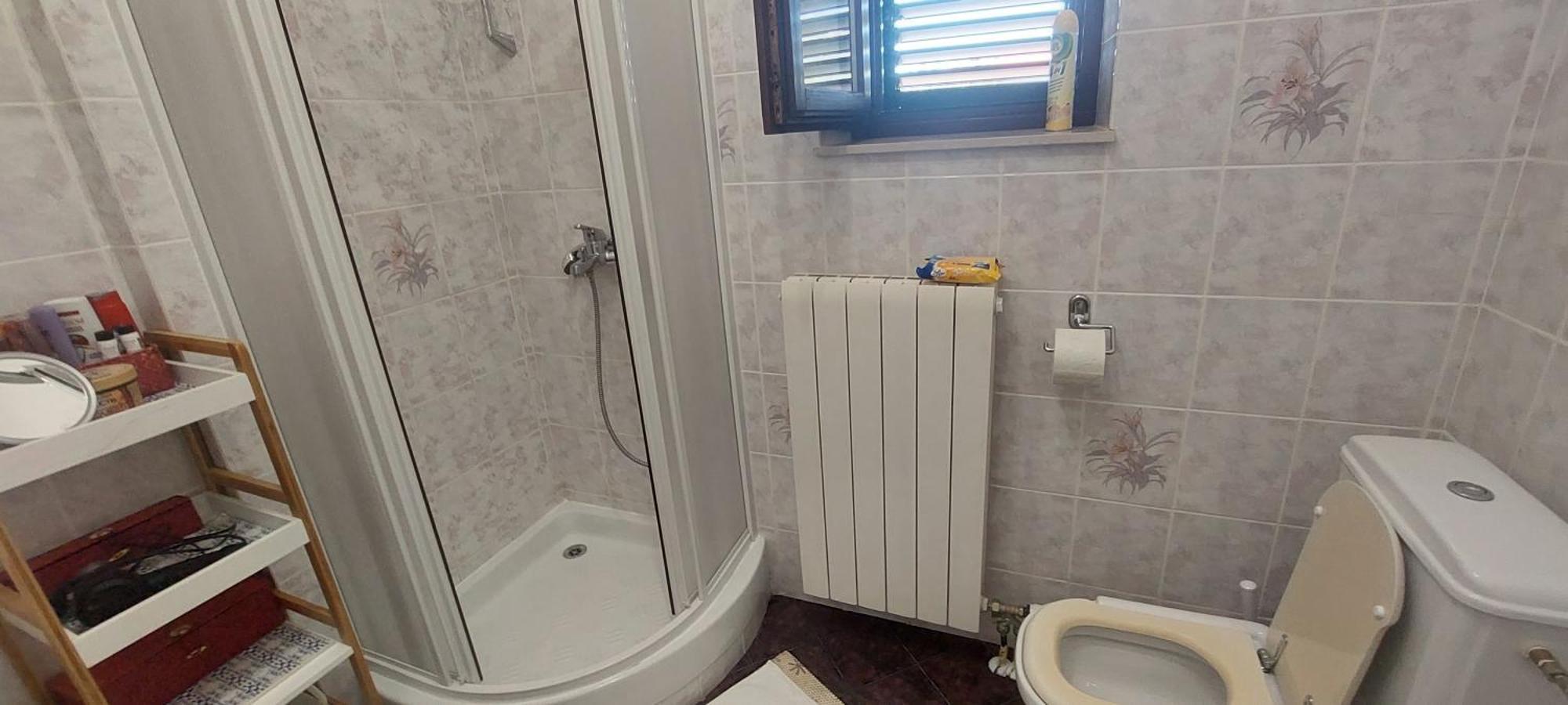 Holiday House "Lea" Lukoran Екстер'єр фото